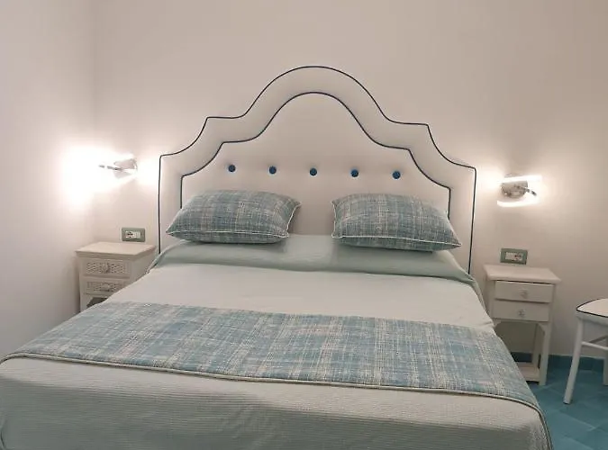 S. Andrea 3* אמאלפי