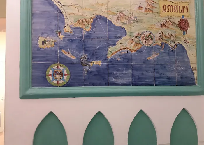 アルベルゴ S. アンドレア 3*